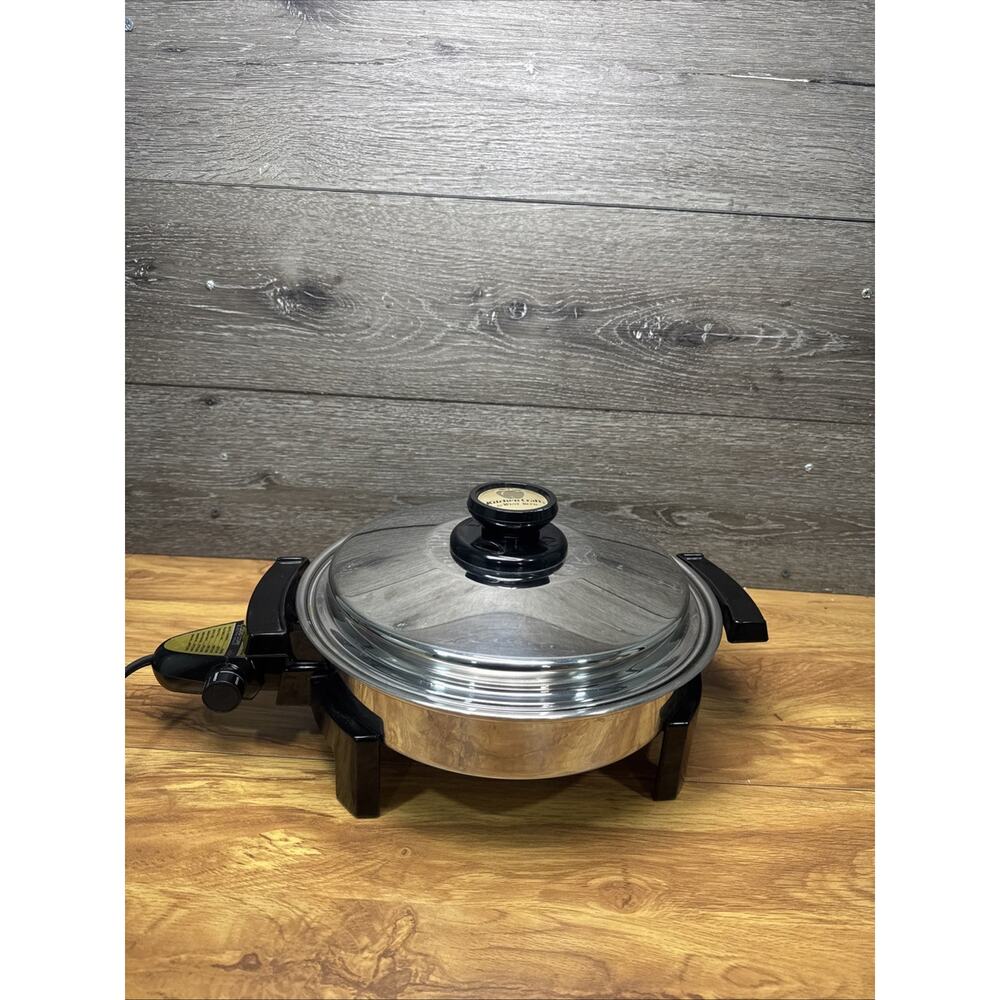 Vintage Kitchen Craft West Bend Liquid Core 11.5" Electric Skillet Fry Pan 246B